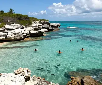 Descubra as Deslumbrantes Piscinas Naturais de Pajuçara em Maceió Descubra as Deslumbrantes Piscinas Naturais de Pajuçara em Maceió