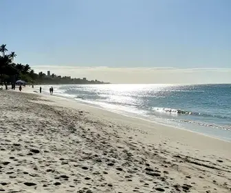 Descubra as Melhores Praias de Maceió com Este Roteiro Completo