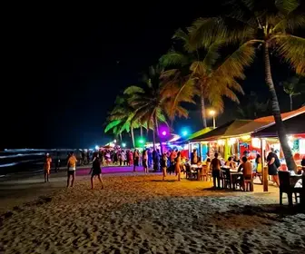 Noite em Pajuçara: Descubra a Magia da Vida Noturna de Maceió